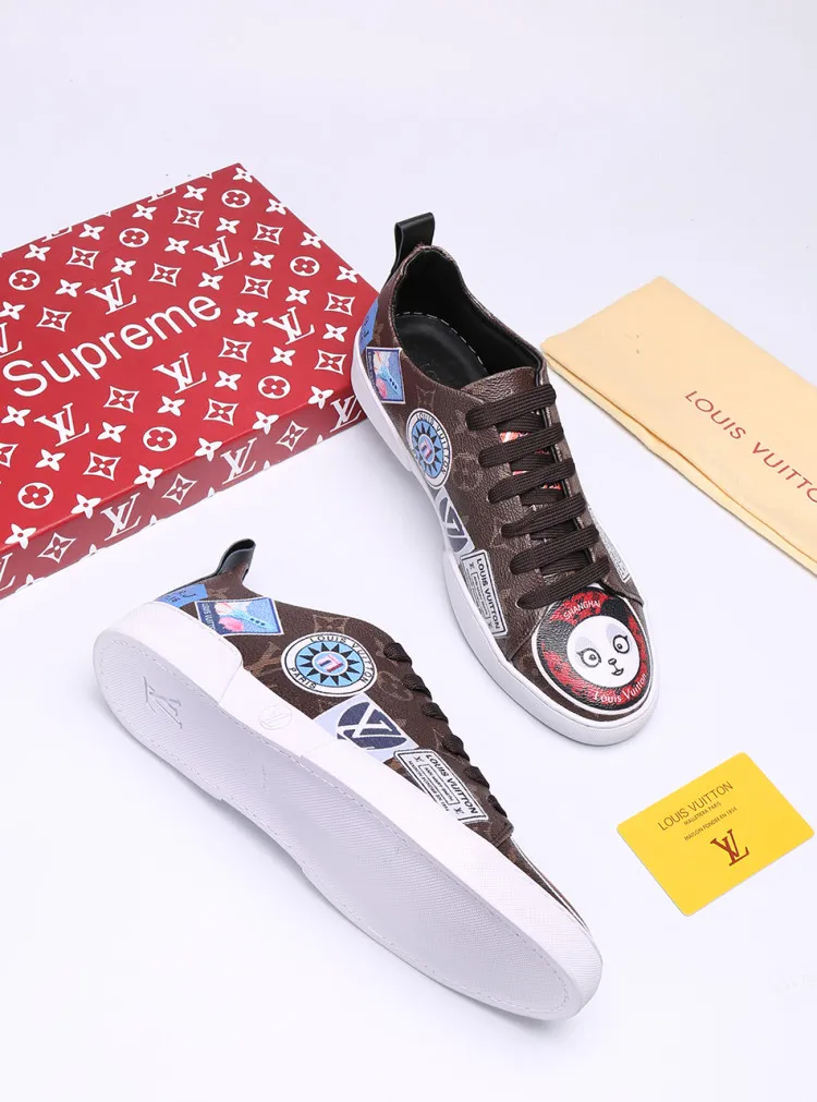 Factory price: 360💰【LV】Animal series limited edition low-top sports shoes for men, L classic print, new autumn and winter style, original replica, 1:1 Counter quality, the fabric is Italian 🇮🇹 imported cowhide ➕🇮🇹 pure sheepskin lining ➕ original outsole, 🔍🔍 high quality, you can go in and out of the counter at will, welcome to compare, the outsole line will never be unglued, all sellers are welcome to sell in the picture above, can be shipped in one piece, code number: 38-44 (45 codes can be customized)